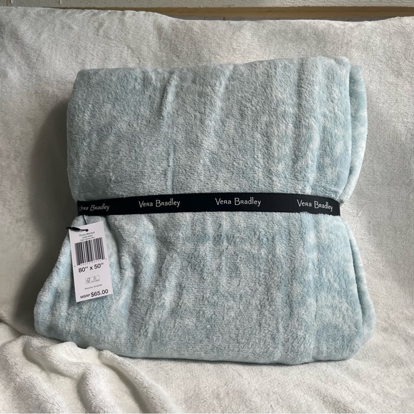 NWT Vera Throw Blanket - Eden Mint Paisley - Picture 2 of 4